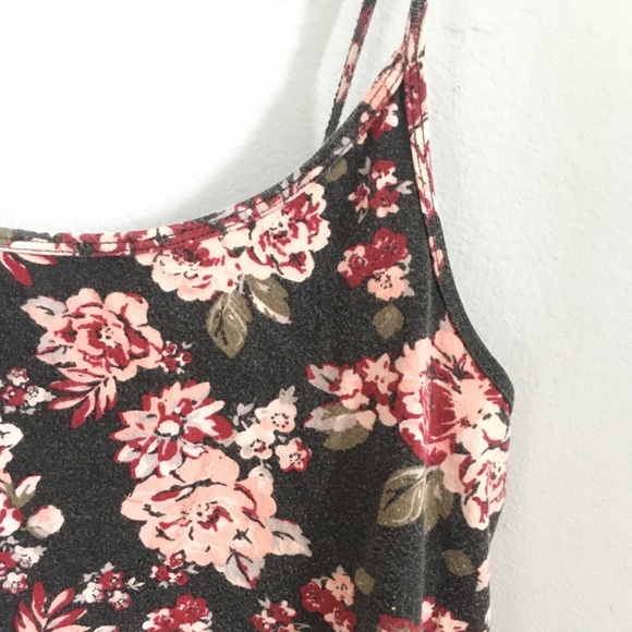 Cute Floral Tank Top - Picture 2 of 2